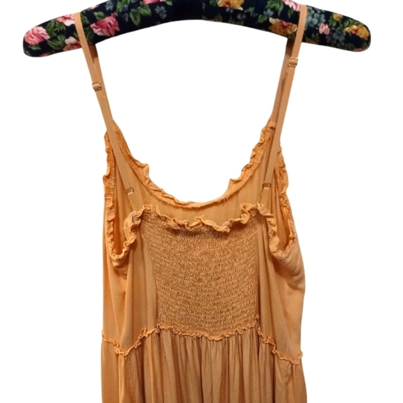 Aura Elegant Maxi Dress - Picture 5 of 12